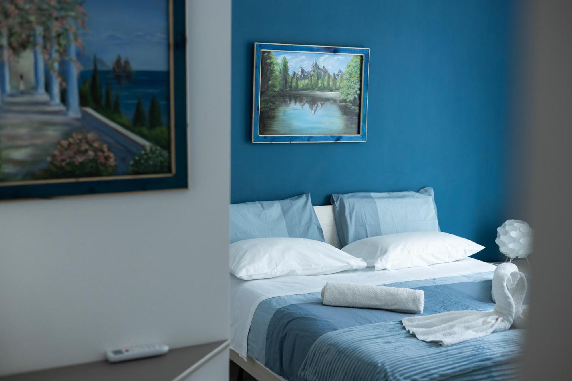 Palermonamour Art Gallery Suite Bagian luar foto