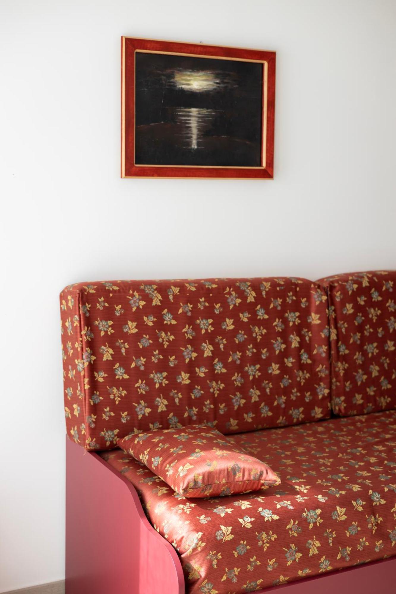Palermonamour Art Gallery Suite Bagian luar foto