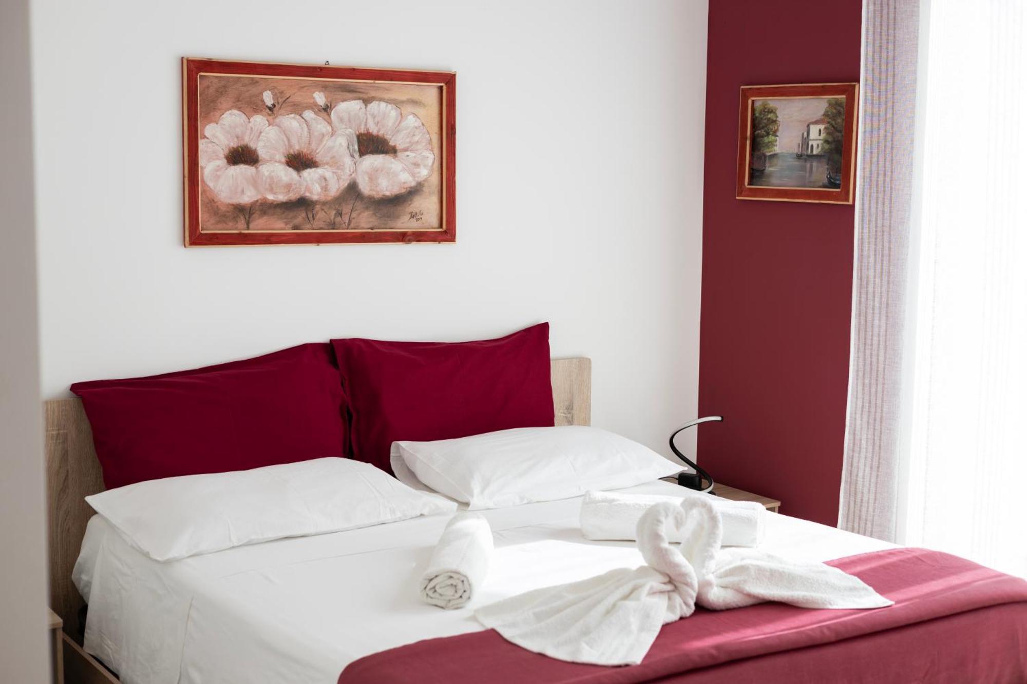 Palermonamour Art Gallery Suite Bagian luar foto