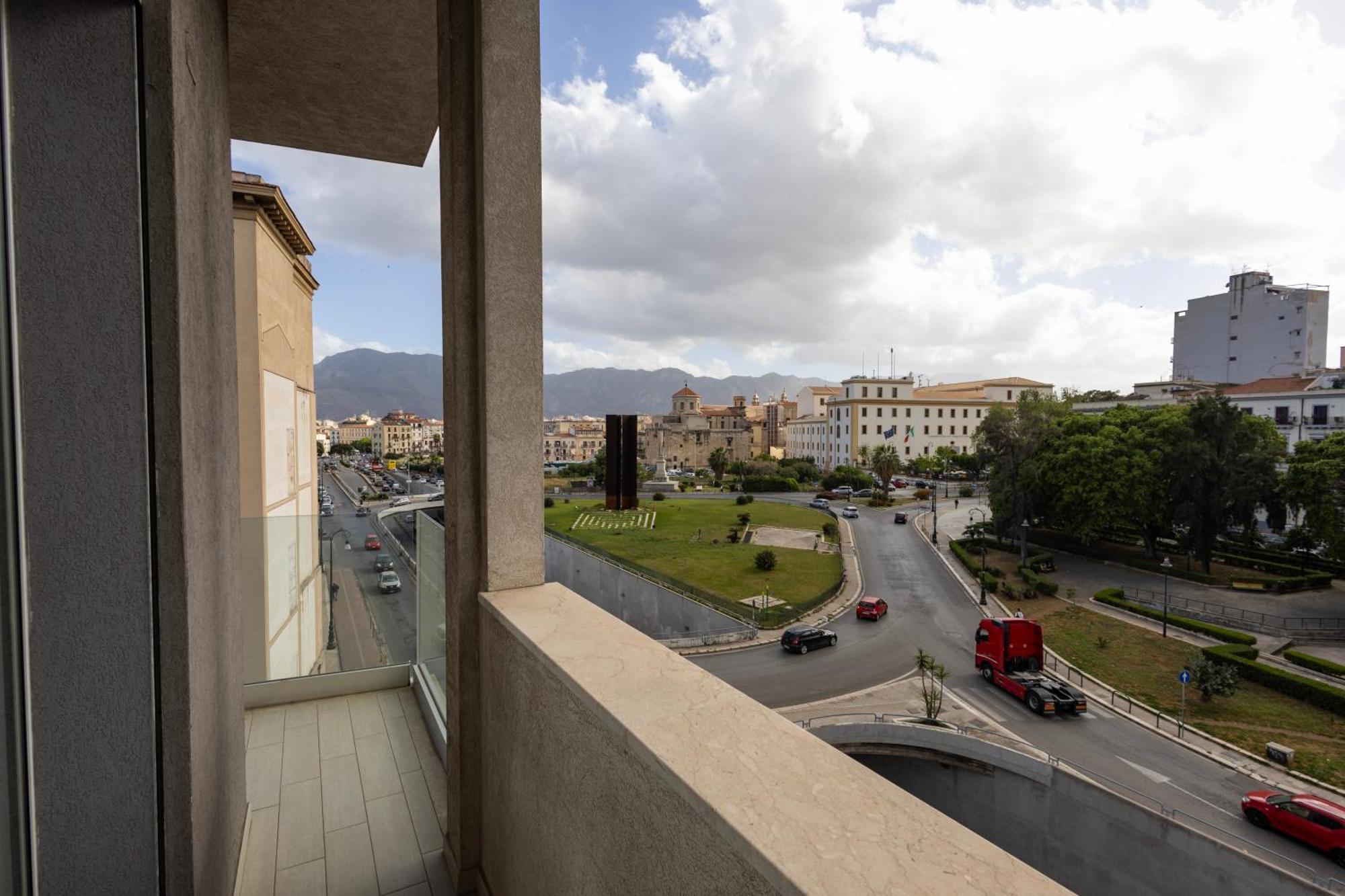 Palermonamour Art Gallery Suite Bagian luar foto