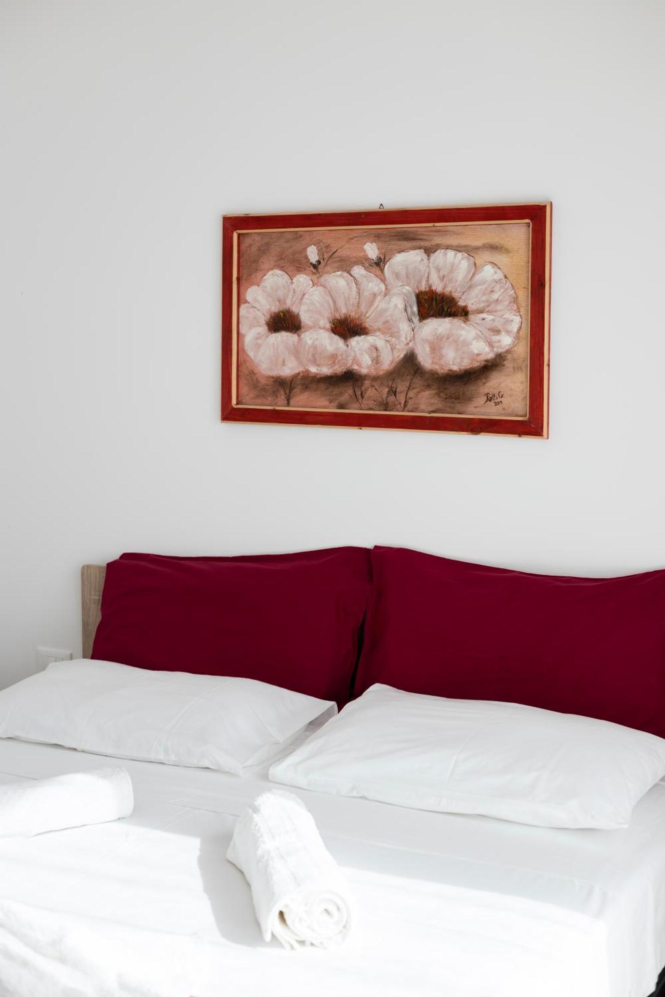 Palermonamour Art Gallery Suite Bagian luar foto
